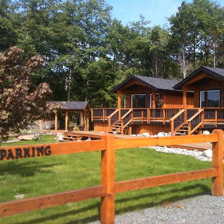 Ecoscape Cabins Hotel Port Hardy Exterior photo