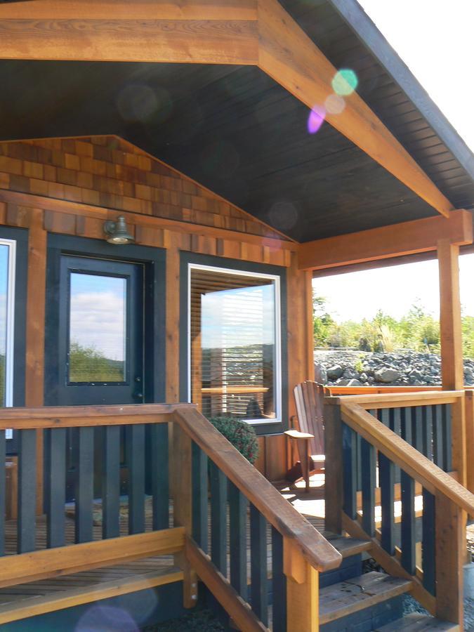 Ecoscape Cabins Hotel Port Hardy Exterior photo