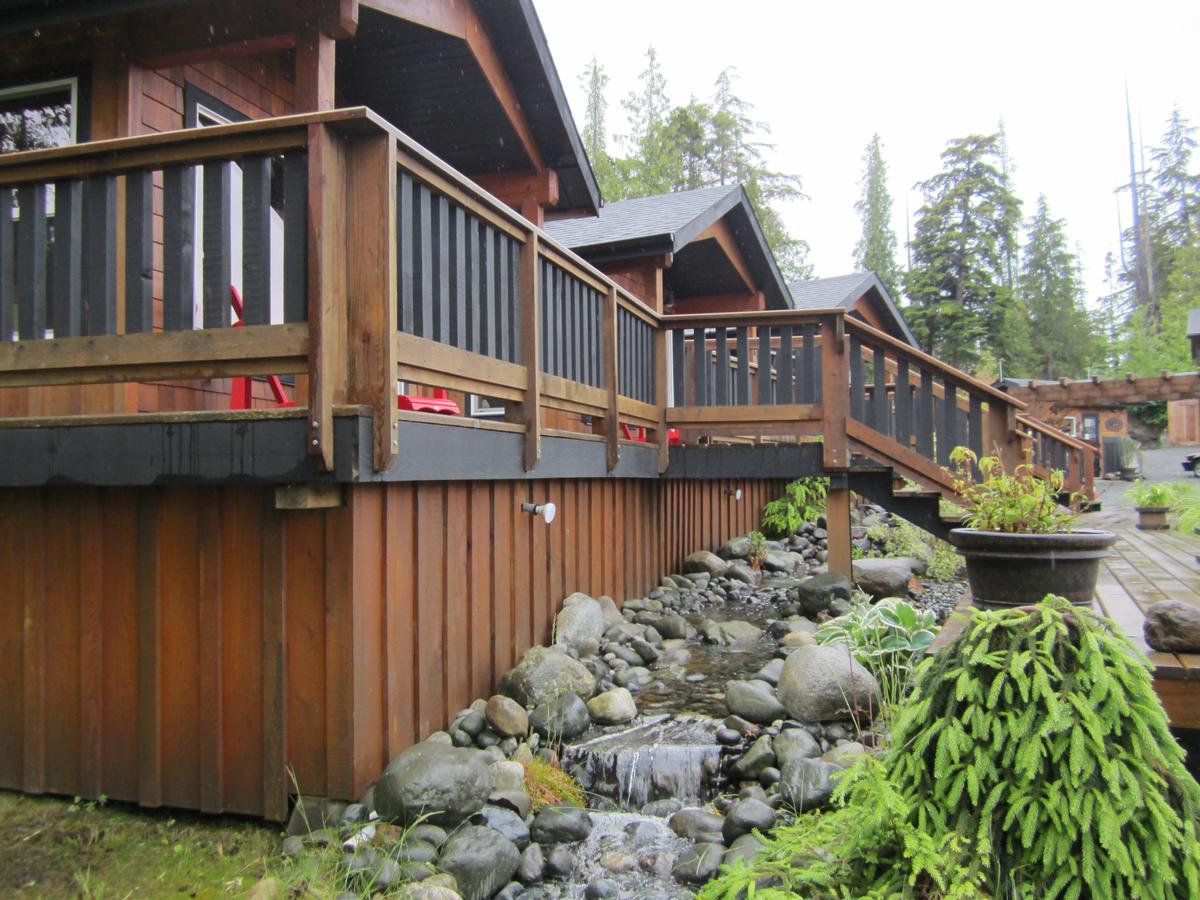 Ecoscape Cabins Hotel Port Hardy Exterior photo