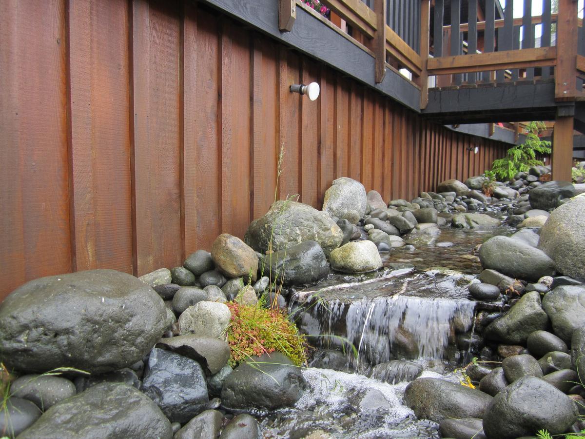 Ecoscape Cabins Hotel Port Hardy Exterior photo